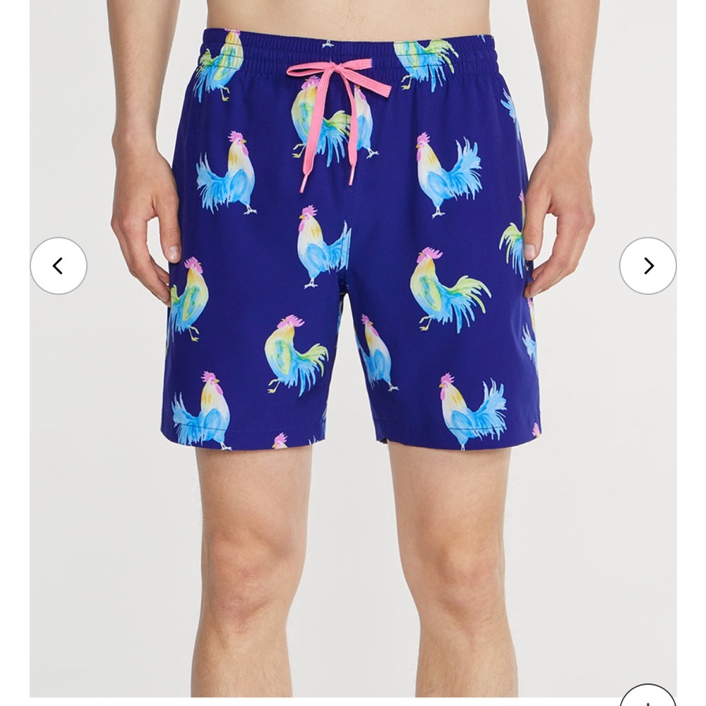 Chubbies men’s the Classic Swim Trunk The Fowl Play roosters 5.5” inseam